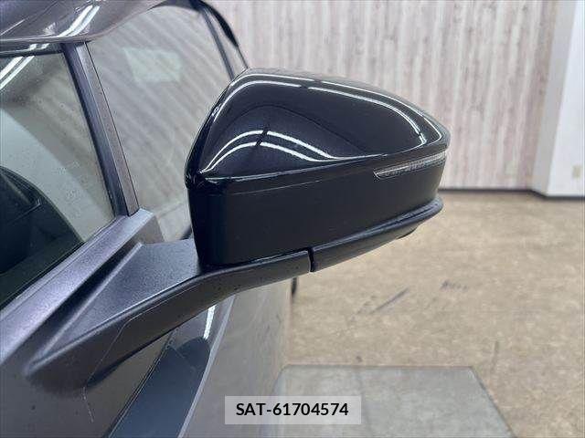 Toyota PRIUS 2023-10 7223824-24