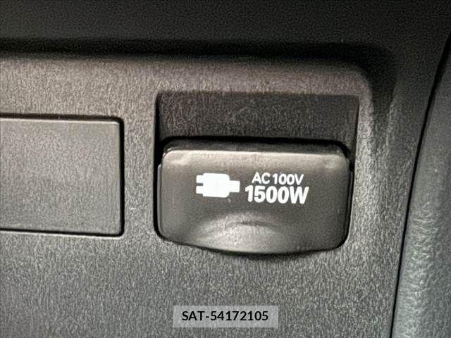 Toyota PRIUS 2023-03 7223808-20