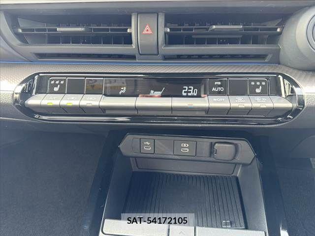 Toyota PRIUS 2023-03 7223808-21