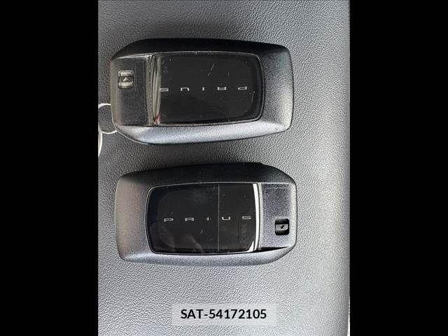 Toyota PRIUS 2023-03 7223808-27