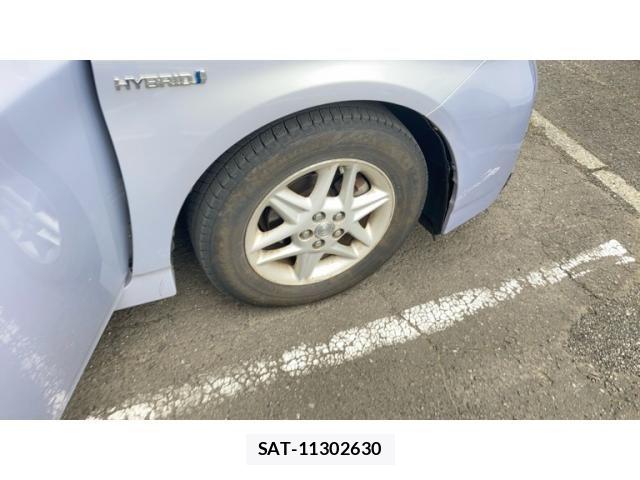 Toyota PRIUS 2012-06 7223646-9