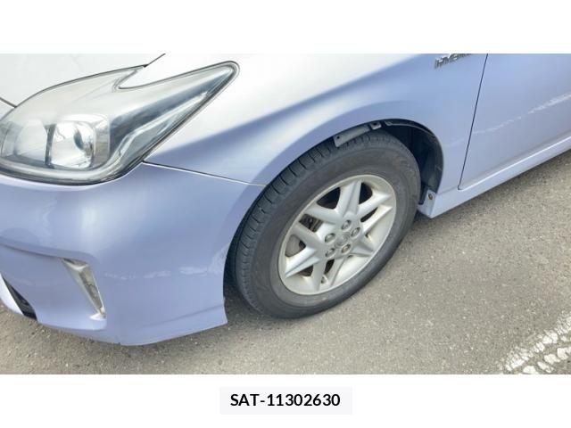 Toyota PRIUS 2012-06 7223646-1