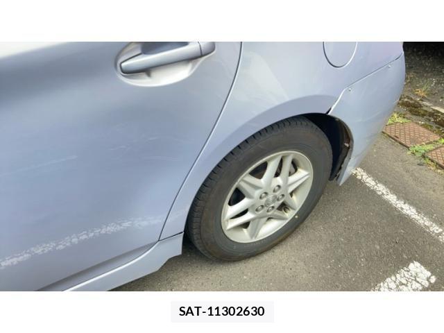 Toyota PRIUS 2012-06 7223646-2