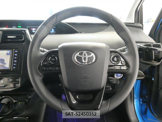 Toyota PRIUS 2019-09 7223777-17