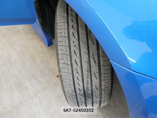 Toyota PRIUS 2019-09 7223777-27
