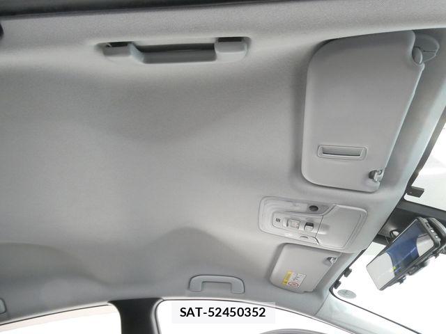 Toyota PRIUS 2019-09 7223777-28