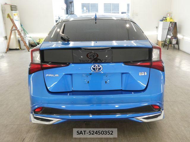 Toyota PRIUS 2019-09 7223777-4
