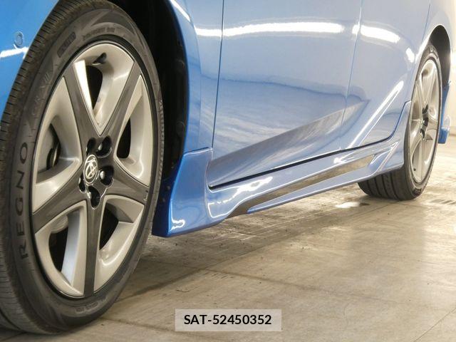 Toyota PRIUS 2019-09 7223777-8