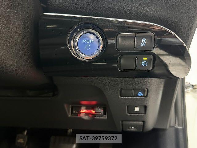 Toyota PRIUS 2020-12 7216584-13