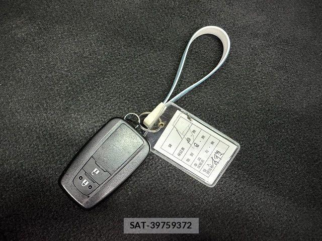 Toyota PRIUS 2020-12 7216584-19