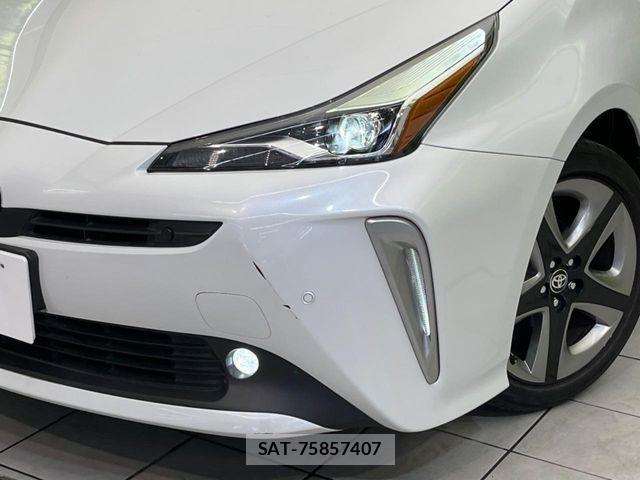 Toyota PRIUS 2022-05 7217364-11