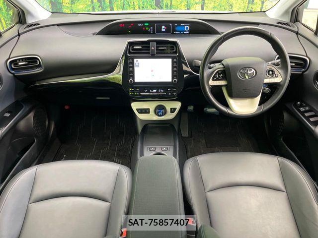 Toyota PRIUS 2022-05 7217364-1