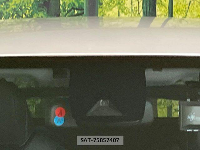 Toyota PRIUS 2022-05 7217364-2