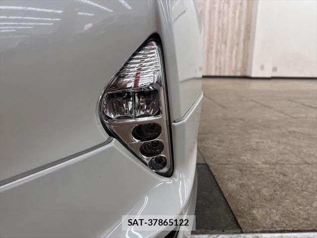 Toyota PRIUS 2017-09 7223732-21