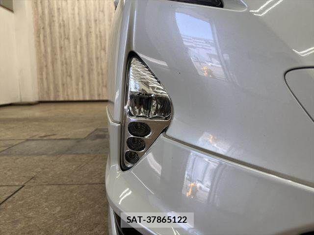 Toyota PRIUS 2017-09 7223732-23
