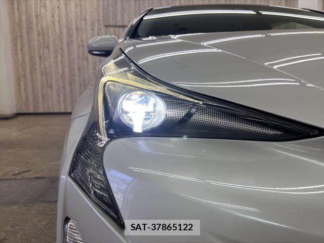 Toyota PRIUS 2017-09 7223732-29