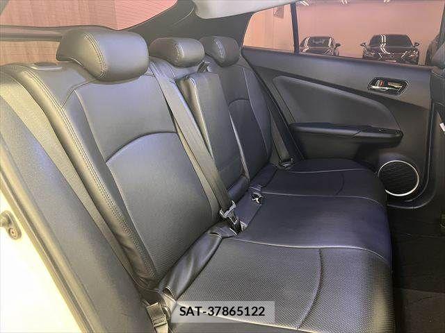 Toyota PRIUS 2017-09 7223732-7