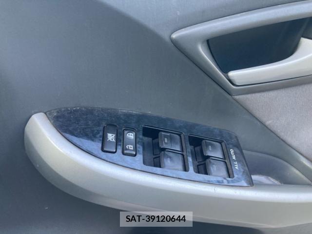 Toyota PRIUS 2010-08 7218334-14