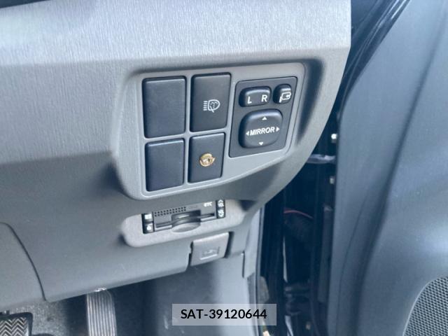 Toyota PRIUS 2010-08 7218334-15