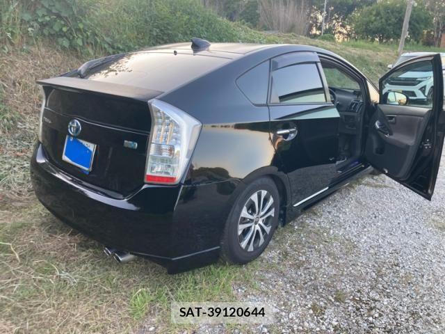 Toyota PRIUS 2010-08 7218334-1