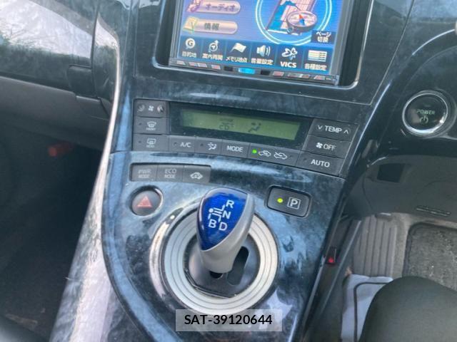 Toyota PRIUS 2010-08 7218334-19