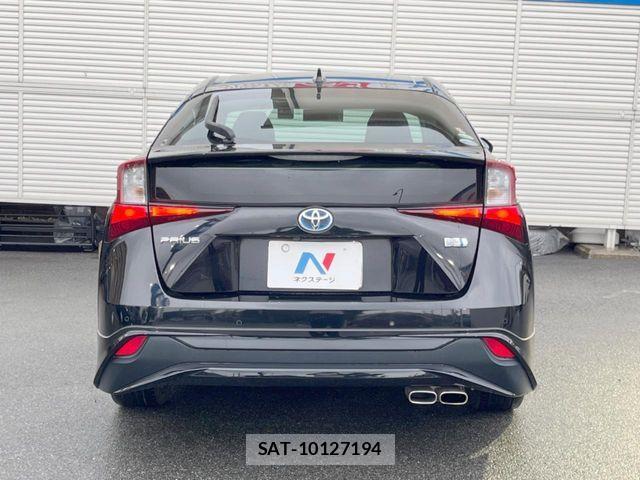 Toyota PRIUS 2019-06 7218324-14