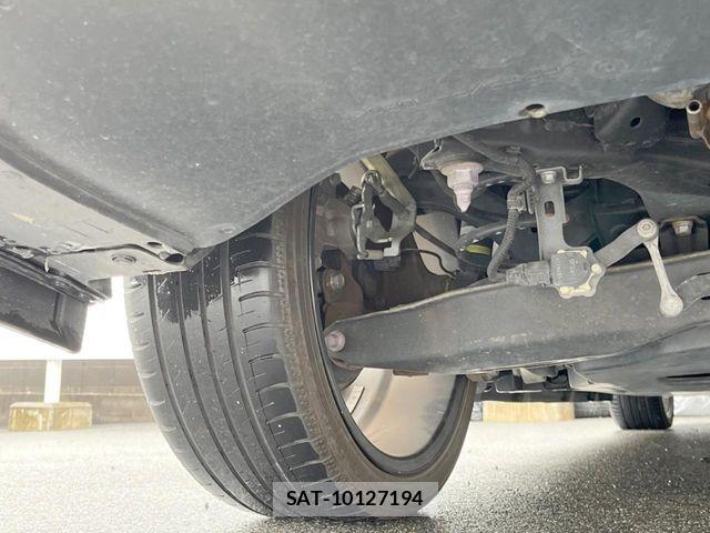 Toyota PRIUS 2019-06 7218324-19