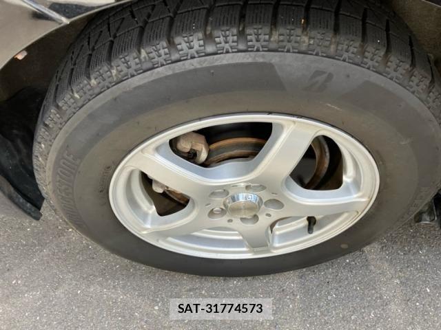 Toyota PRIUS 2010-07 7215800-4