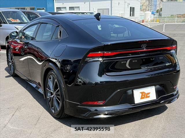 Toyota PRIUS 2024-03 7223844-12