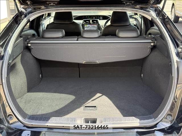 Toyota PRIUS 2018-02 7223743-10