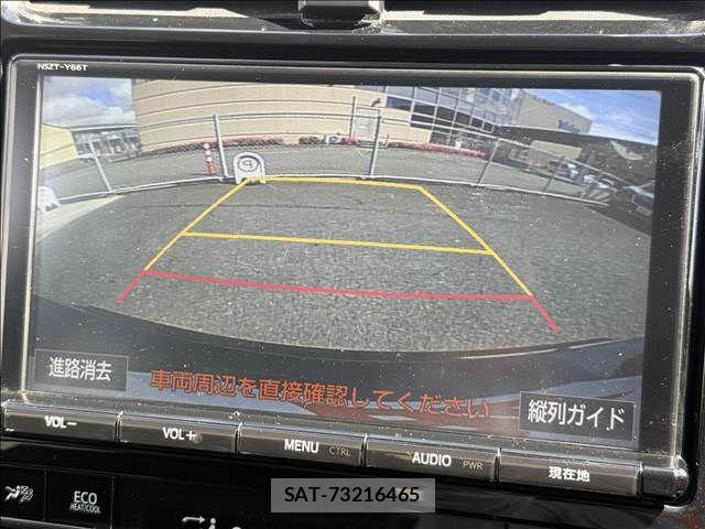 Toyota PRIUS 2018-02 7223743-11