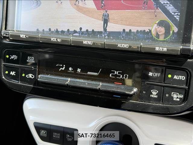Toyota PRIUS 2018-02 7223743-12