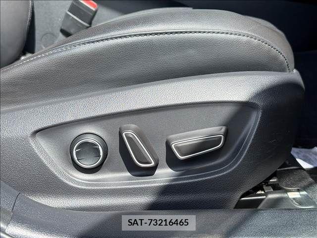 Toyota PRIUS 2018-02 7223743-14