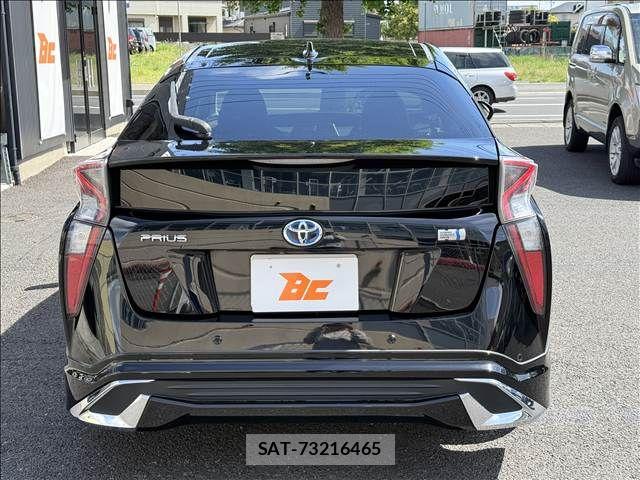 Toyota PRIUS 2018-02 7223743-22