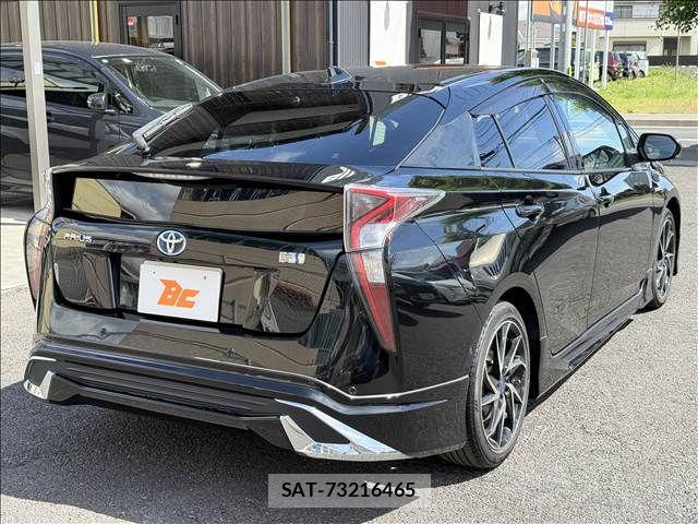 Toyota PRIUS 2018-02 7223743-23