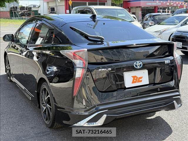 Toyota PRIUS 2018-02 7223743-7