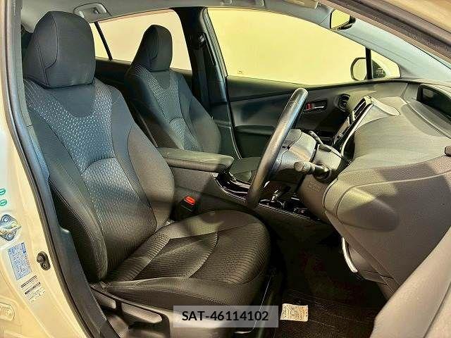 Toyota PRIUS 2017-12 7223735-10