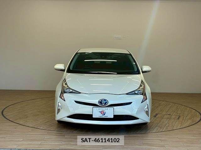 Toyota PRIUS 2017-12 7223735-13