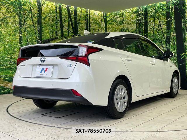 Toyota PRIUS 2019-03 7223757-16