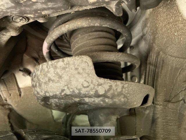 Toyota PRIUS 2019-03 7223757-19