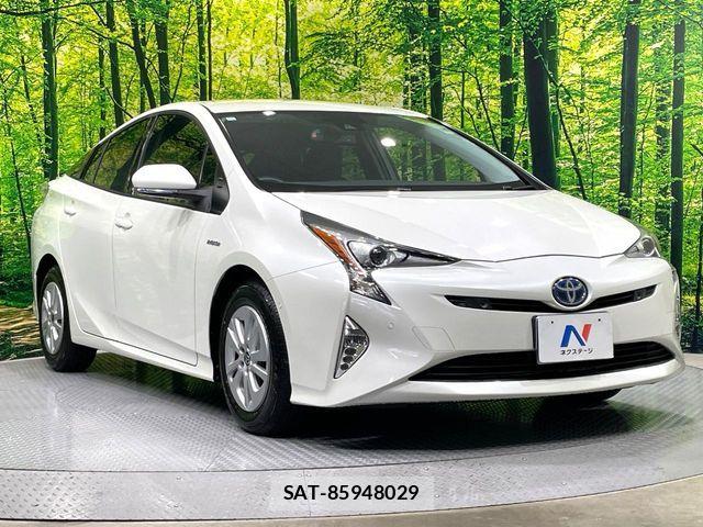 Toyota PRIUS 2016-12 7223709-15