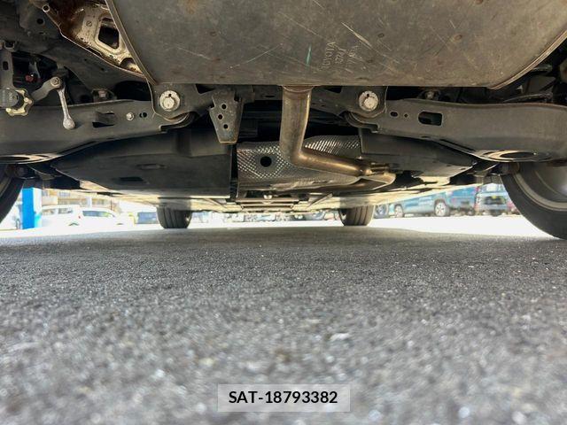 Toyota PRIUS 2021-11 7223790-18