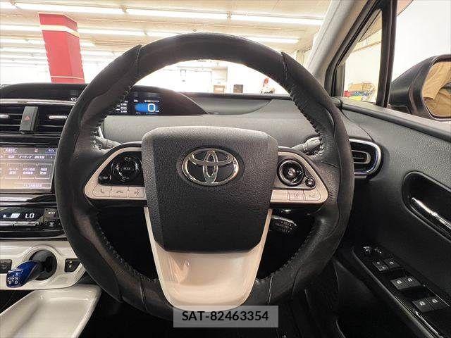 Toyota PRIUS 2016-06 7215771-9