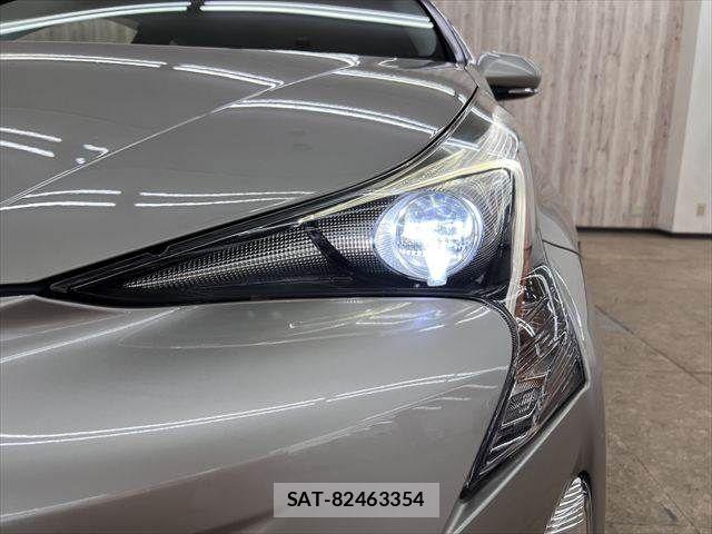 Toyota PRIUS 2016-06 7215771-10