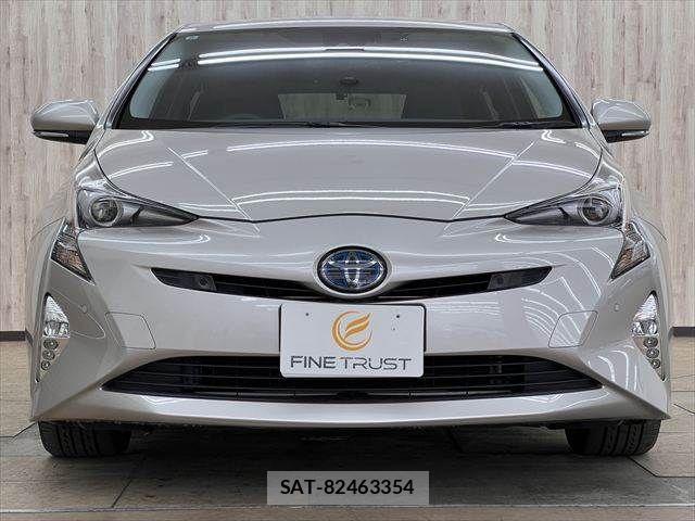 Toyota PRIUS 2016-06 7215771-13