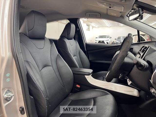 Toyota PRIUS 2016-06 7215771-6