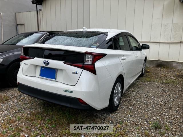 Toyota PRIUS 2019-10 7223775-3