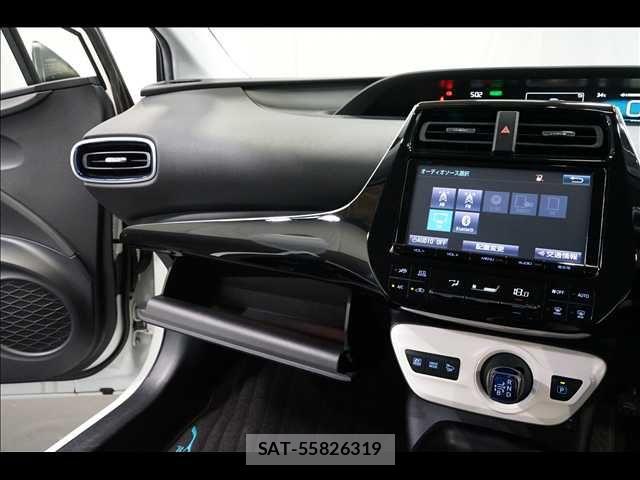 Toyota PRIUS 2016-04 7223695-12