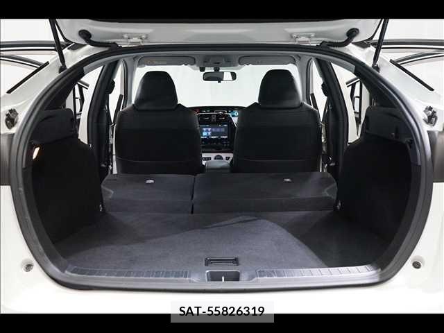 Toyota PRIUS 2016-04 7223695-18