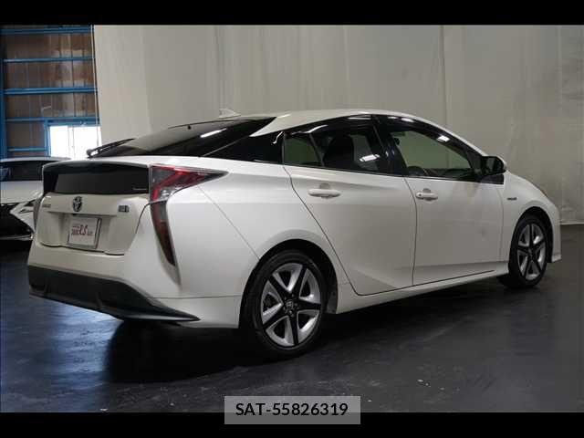 Toyota PRIUS 2016-04 7223695-8
